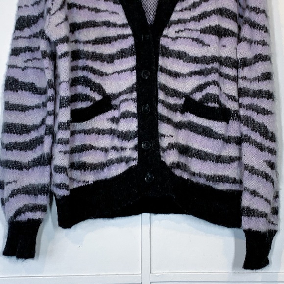 RE/DONE 90s Oversized Cardigan in Tiger Intarsia - Picture 6 of 12